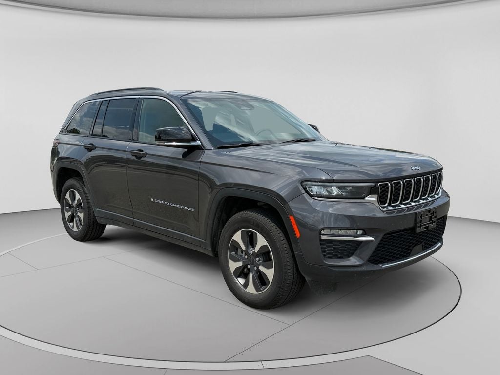 2024 Jeep Grand Cherokee 4xe in Baltic Gray Metallic Clearcoat — front three-quarter view