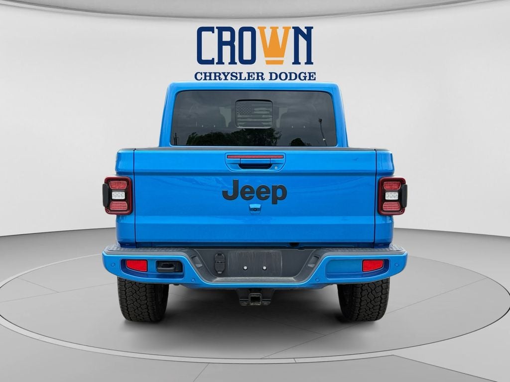 2022 Jeep Gladiator — interior view