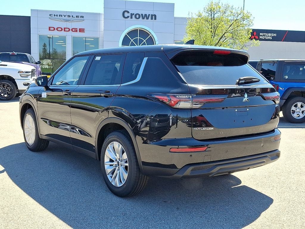 2026 Mitsubishi Outlander — rear three-quarter view