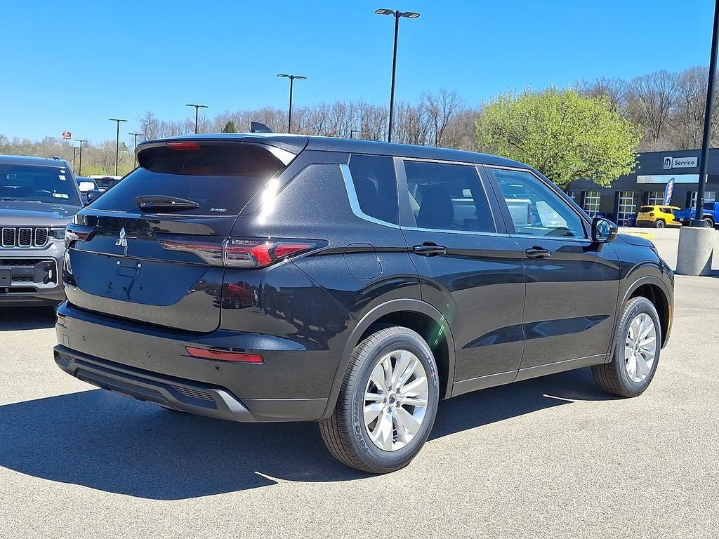2026 Mitsubishi Outlander — interior view