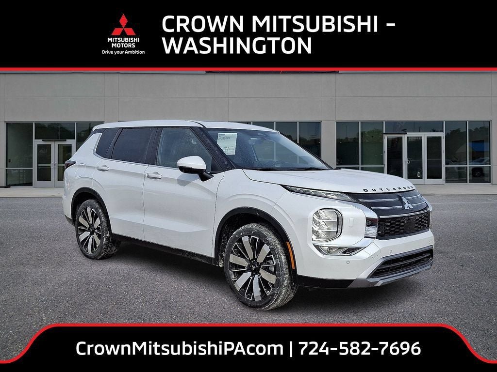 2026 Mitsubishi Outlander SE TECH in White Diamond — front three-quarter view